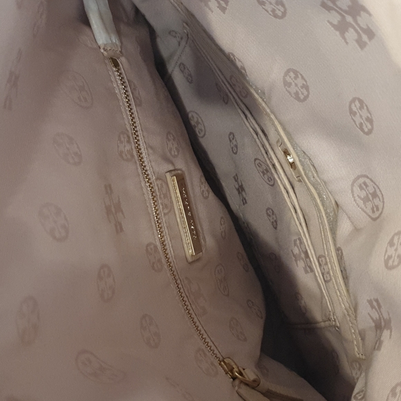 Tory Burch Clutch - Picture 4 of 14